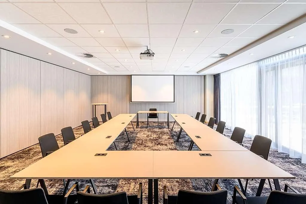 Radisson Hotel Antwerp Berchem 4*,