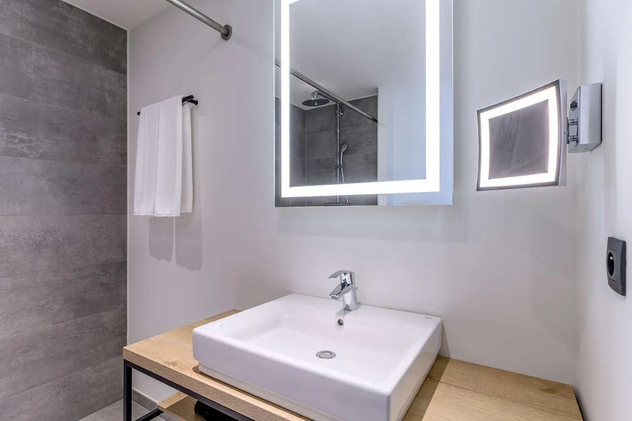 Radisson Hotel Antwerp Berchem 4*,
